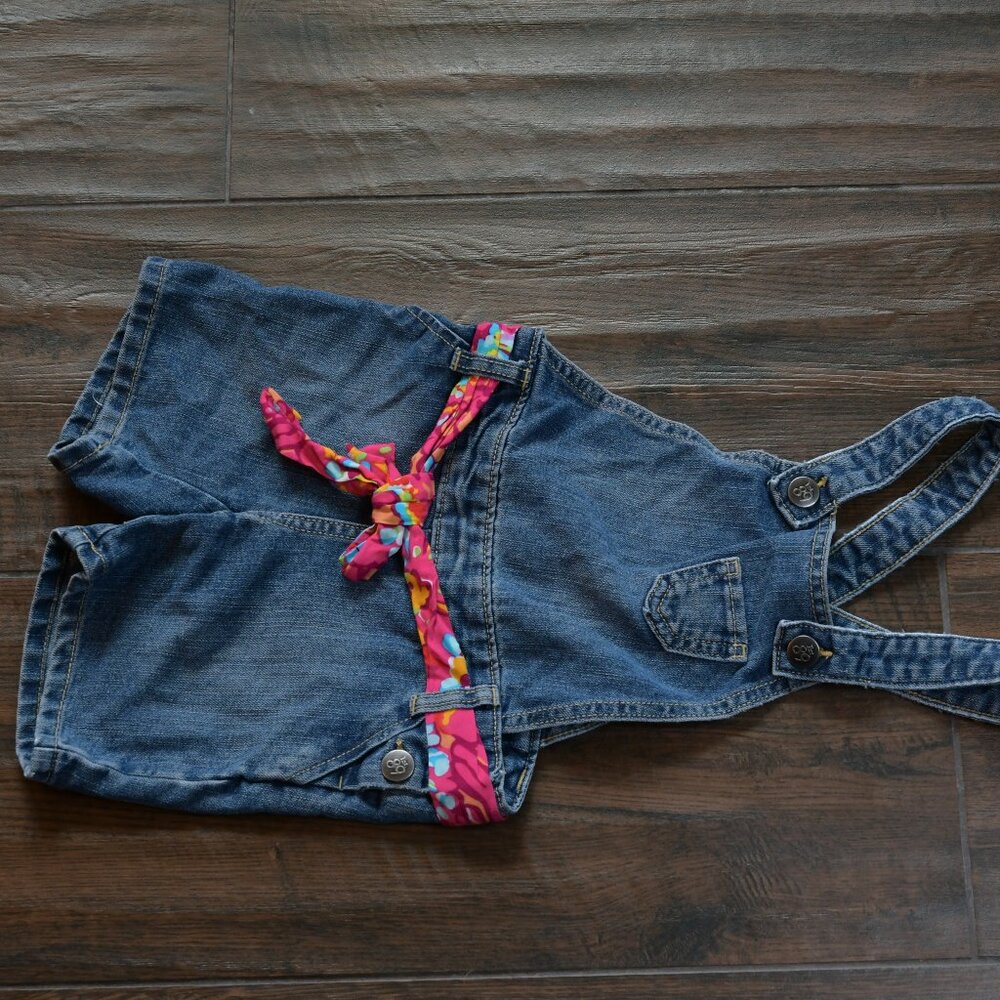 1989 Place Girls Overalls with pink sash belt Size 5